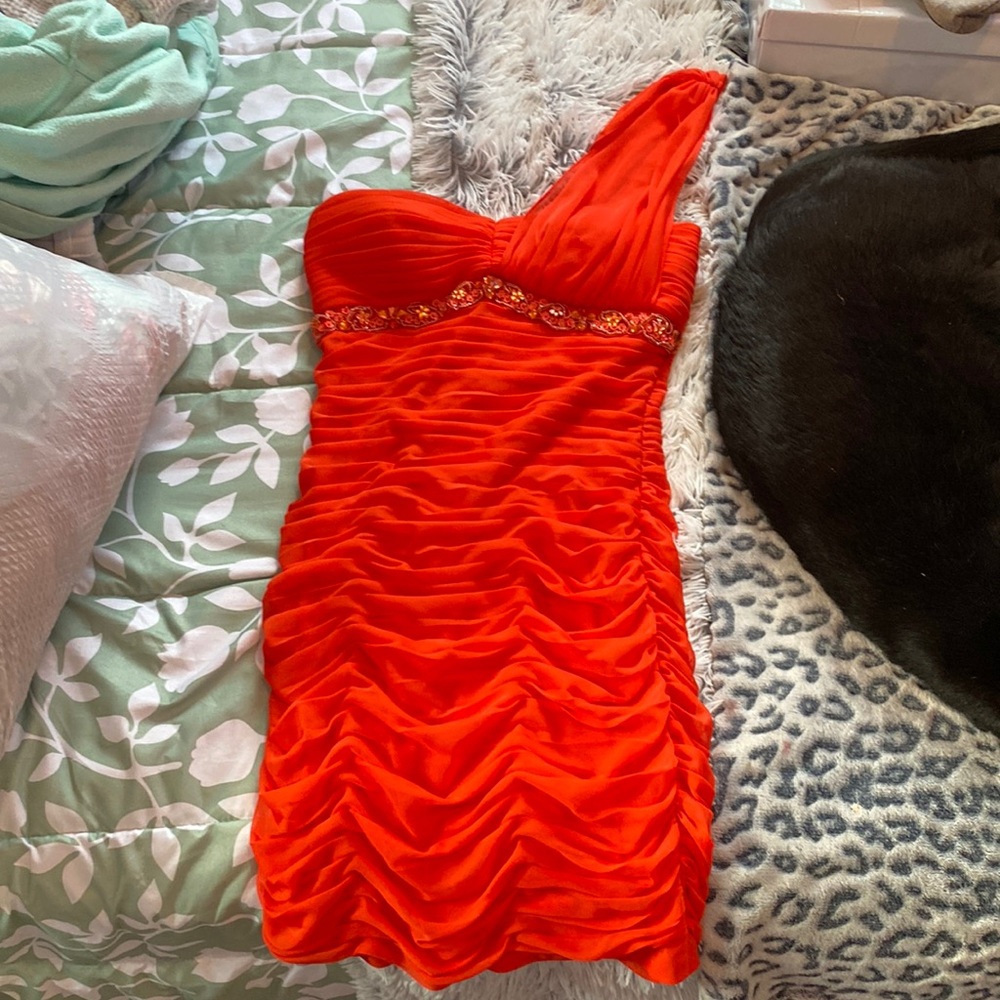 hailey logan homecoming dress